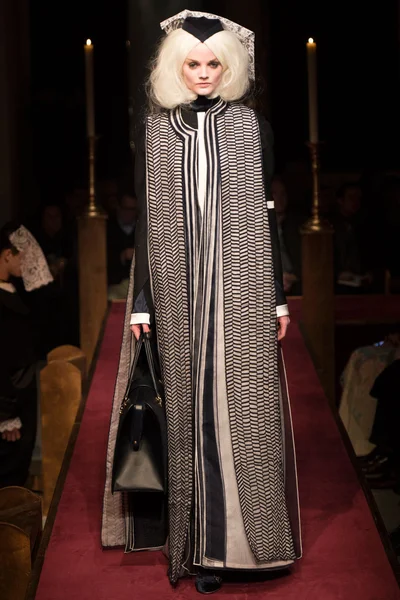 Look 22